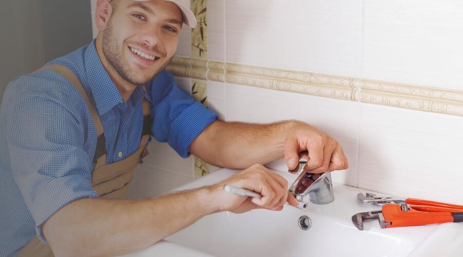 Handle or spout repair in Westpoint, IN